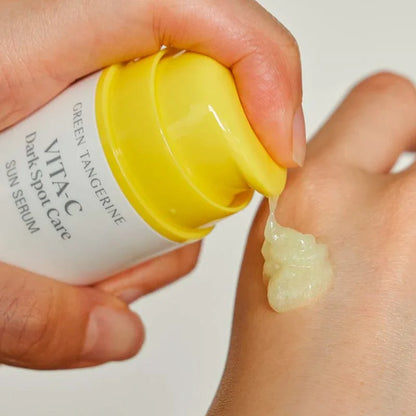 Green Tangerine Vita C Spot Care Sun Serum