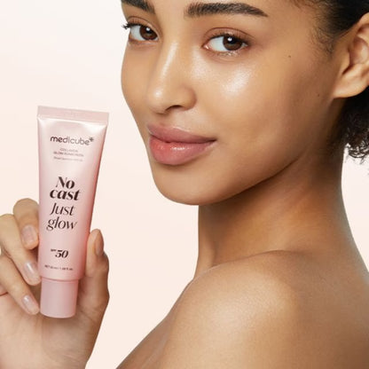 Medicube – No Cast Just Glow Collagen Sunscreen SPF 50 / PA++++