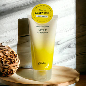 Green Tangerine Vita C Cleansing Foam