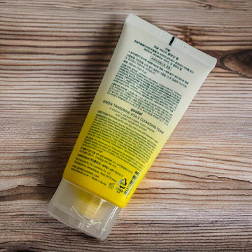 Green Tangerine Vita C Cleansing Foam